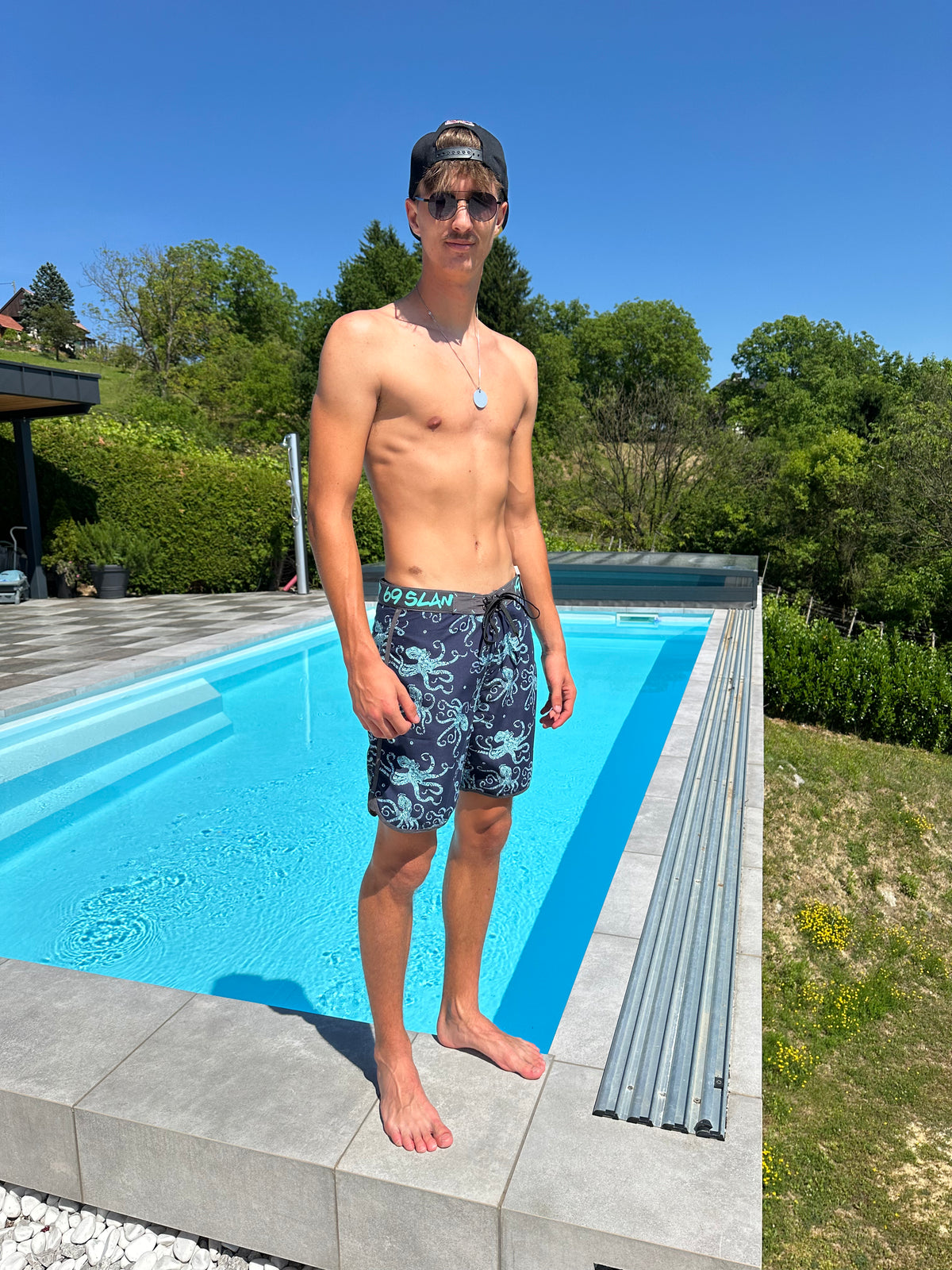 Men's swim trunks | MEDIUM LENGTH | ETHNIC OCTO