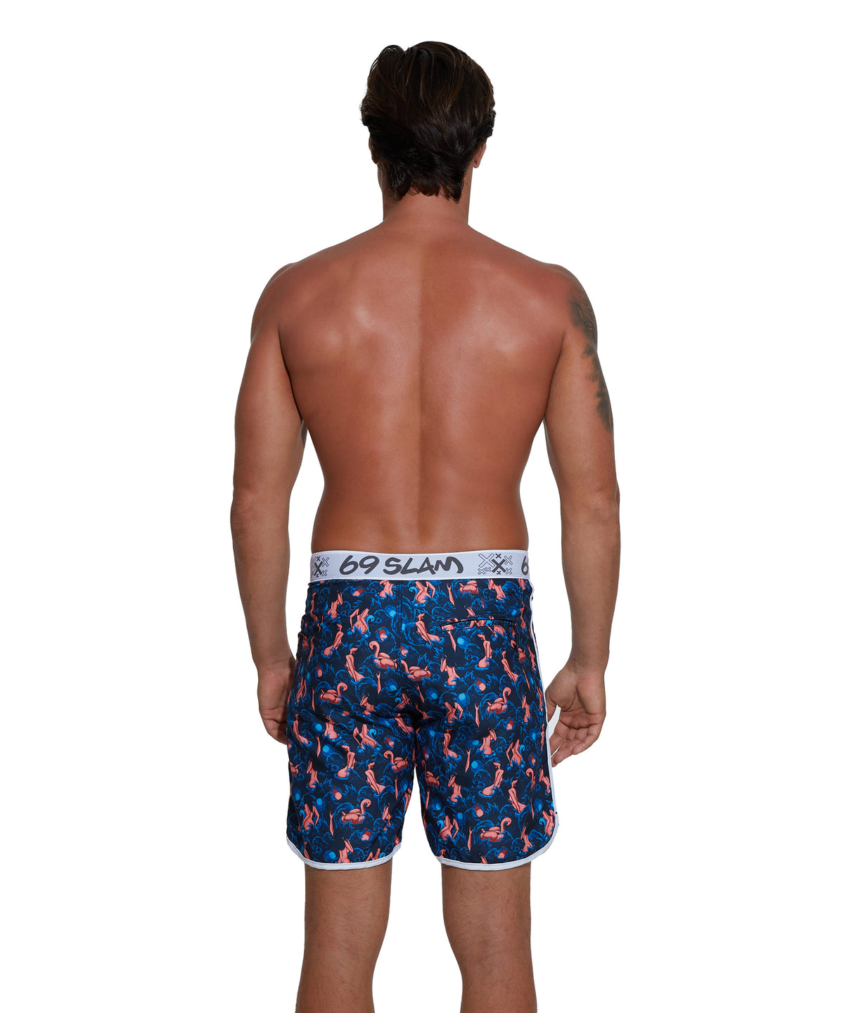 Men's swim trunks | MEDIUM LENGTH | GETTING WET DARK