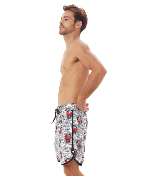 Badeshorts für Herren | MITTELLANG | NEWSPAPER