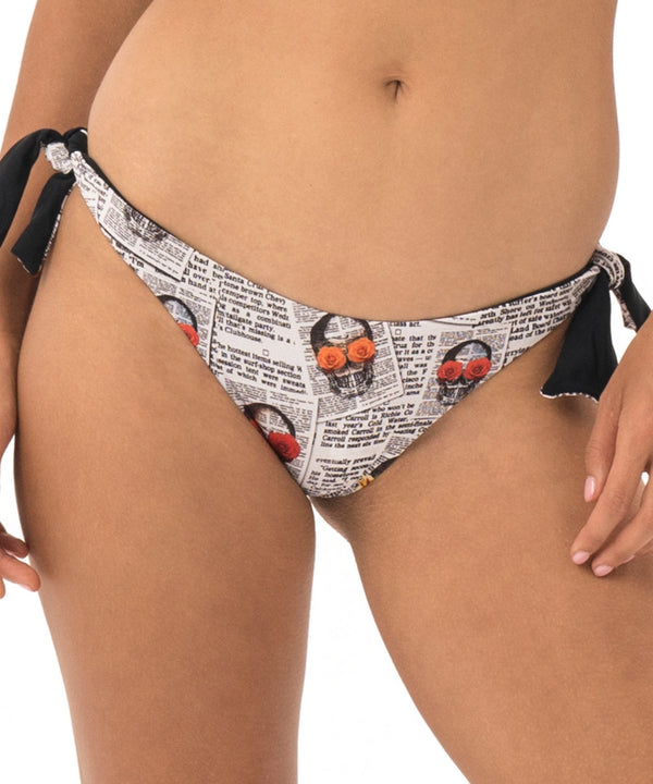 Damen Badeshorts | UNTERTEIL | WENDBAR | NEWSPAPER